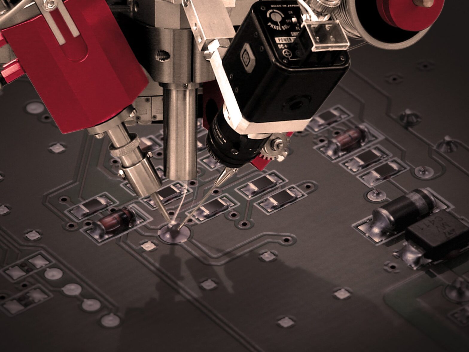 What Features Should a Tabletop Soldering Robot Include?