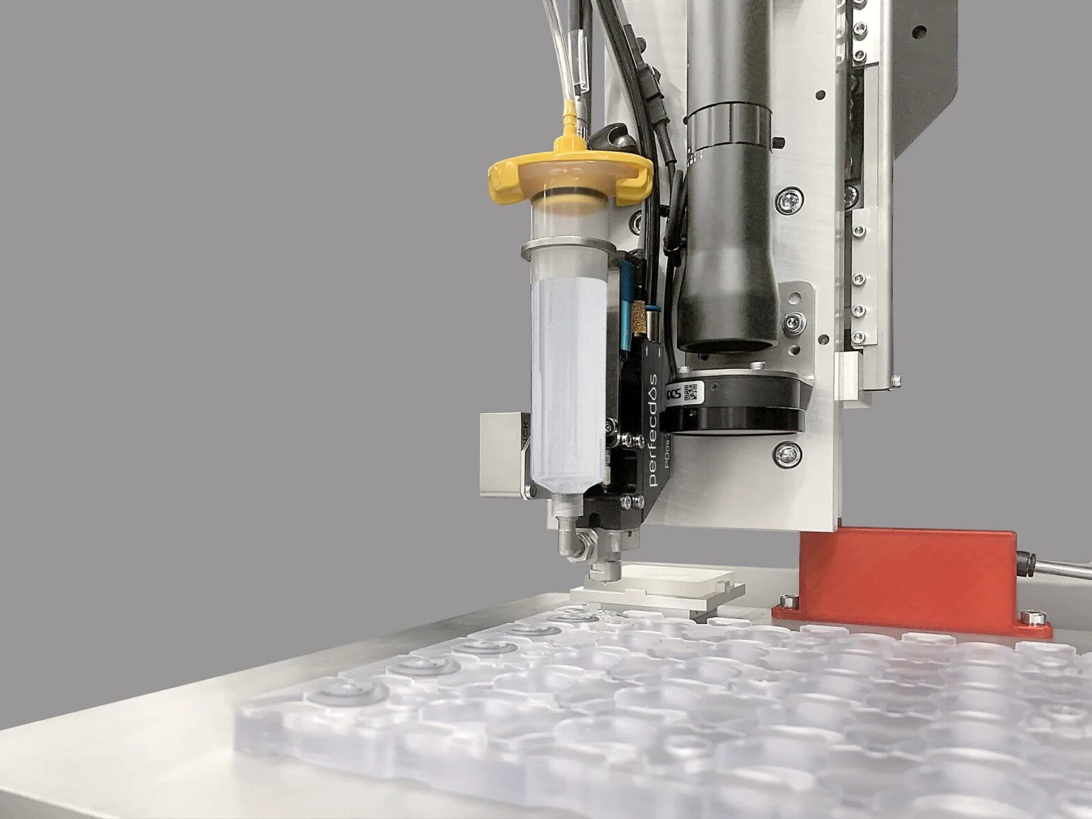 How Contactless Microdispensing Improves Accuracy for Demanding Materials